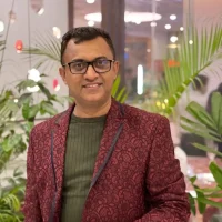 ceo_sq